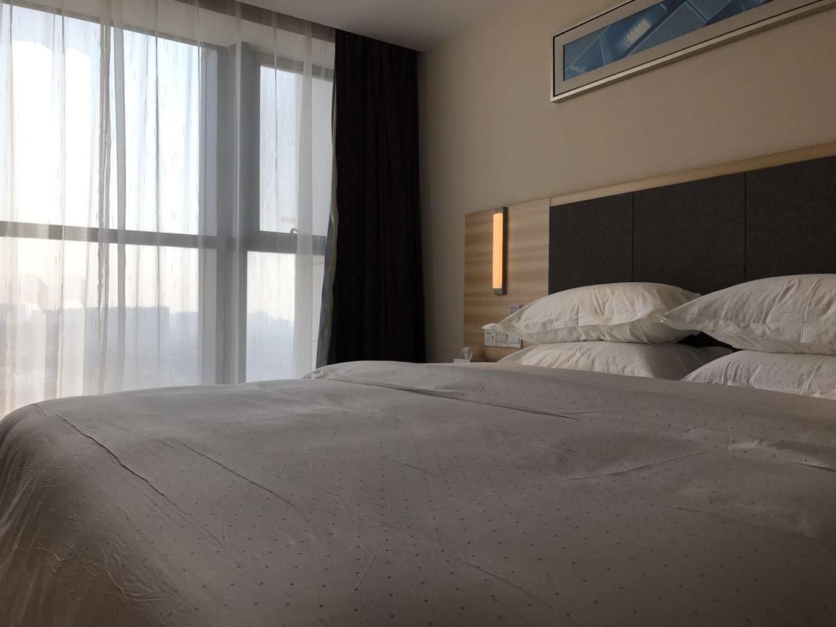 See U Select Hotel Wuhan Eksteriør billede
